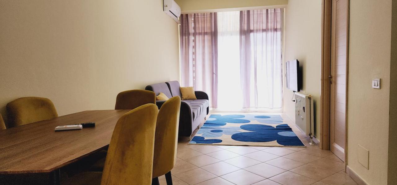 Pleasant Apartment With Free Dedicated Parking In Komuna E Parisit Tiranë Ngoại thất bức ảnh