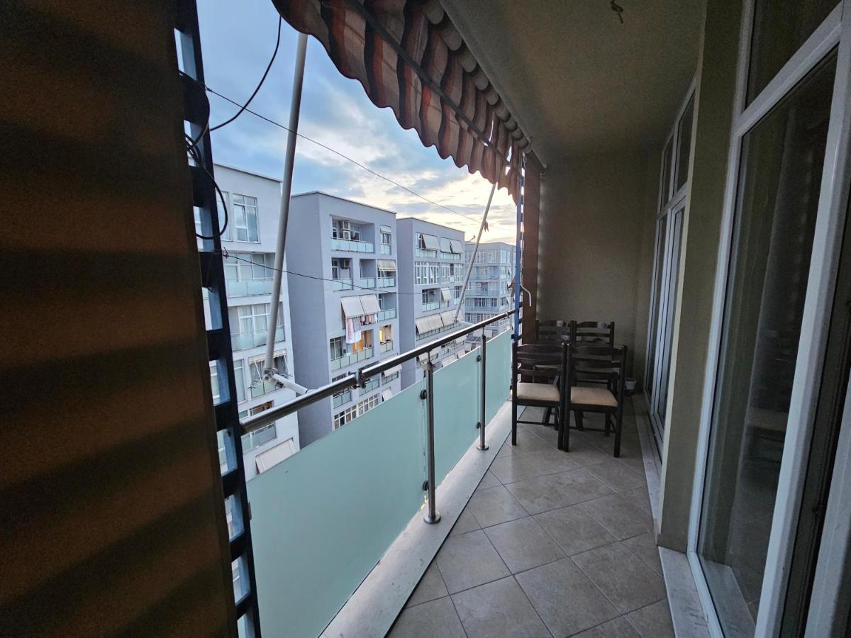 Pleasant Apartment With Free Dedicated Parking In Komuna E Parisit Tiranë Ngoại thất bức ảnh