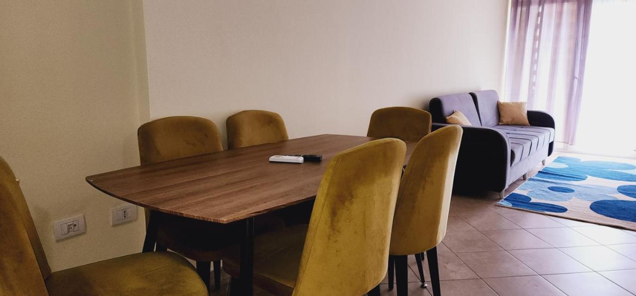 Pleasant Apartment With Free Dedicated Parking In Komuna E Parisit Tiranë Ngoại thất bức ảnh
