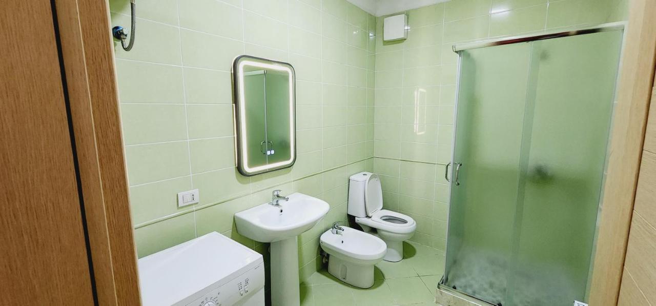 Pleasant Apartment With Free Dedicated Parking In Komuna E Parisit Tiranë Ngoại thất bức ảnh
