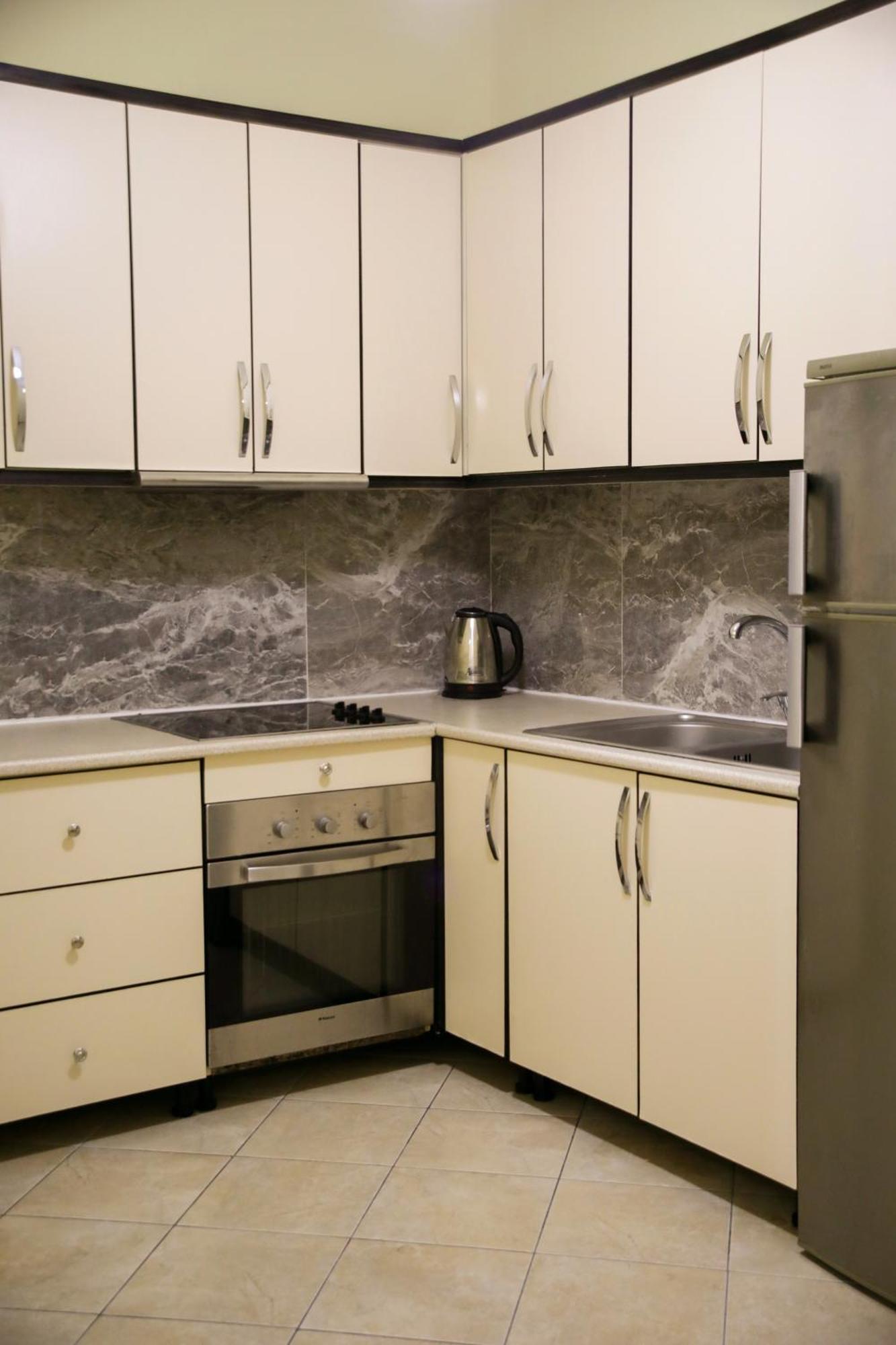 Pleasant Apartment With Free Dedicated Parking In Komuna E Parisit Tiranë Ngoại thất bức ảnh
